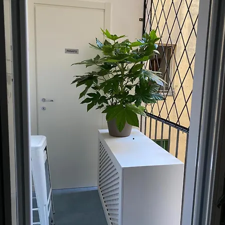 Apartment 753 Rome